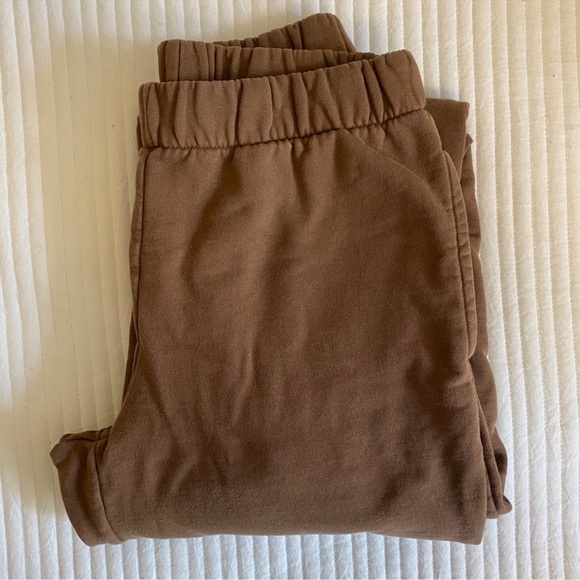 Brown Rosa Sweatpants - Picture 2 of 3